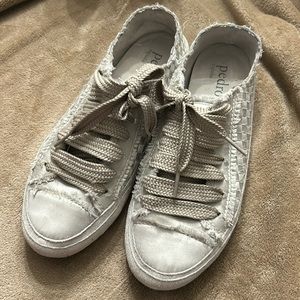 Pedro Garcia sneakers